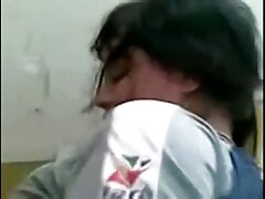 അവൾ ഒരു ബസ്റ്റി ബേബിക്ക് വേണ്ടി വായിലും പുസ്സിയിലും ഒരു ഫക്ക് ക്രമീകരിച്ചു