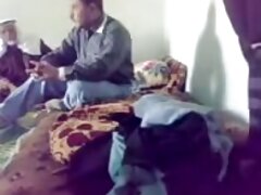 റെഡ്ഹെഡ് ചക്ക് പുറത്തു വന്നു കാസ്റ്റിംഗ് പൂർണ്ണ പ്രോഗ്രാം