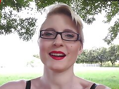 അവന്റെ ഏഷ്യൻ കാമുകി ആവേശം കൂർക്കം വലിക്കുന്നു